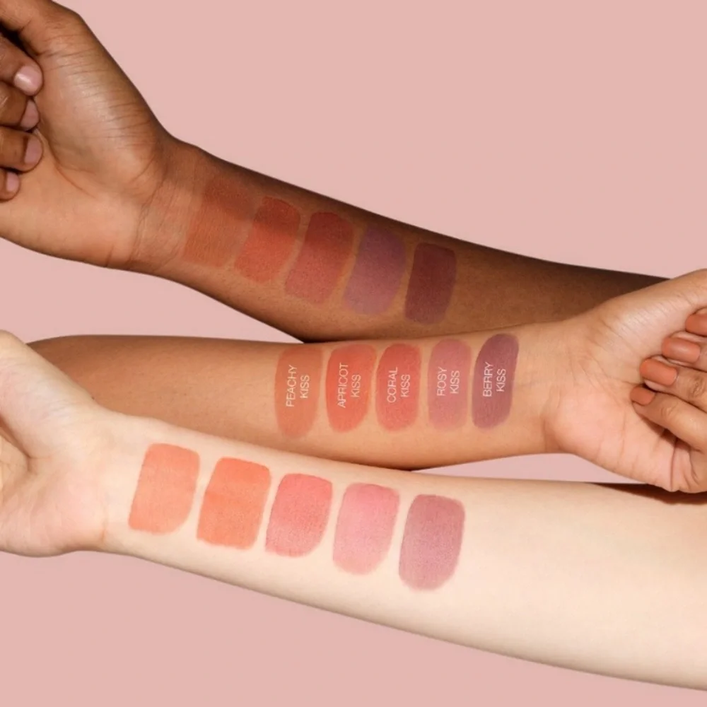 💎 Huda Beauty Lip Blush Creamy Lip & Cheek Stain Peachy Kiss New In Box